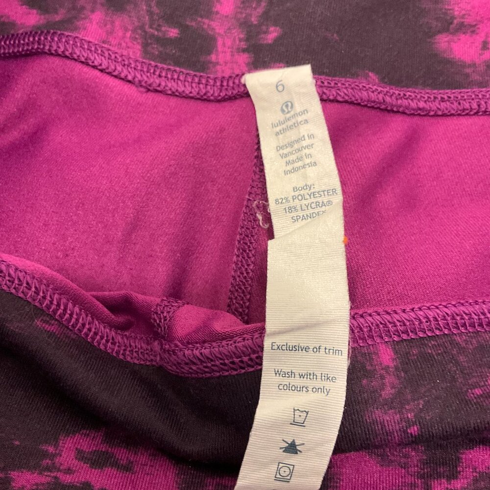 Lululemon Athletica Wunder Under Purple/Black Capri Leggings Sz 6